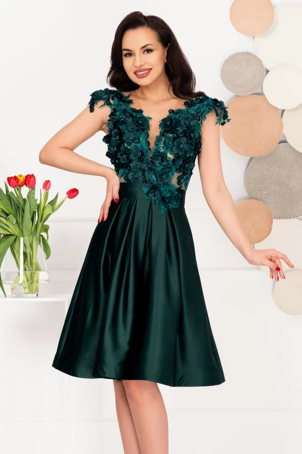 Rochie de ocazie eleganta verde in clos Liana cu flori 3D Rochie de ocazie eleganta verde in clos Liana cu flori 3D