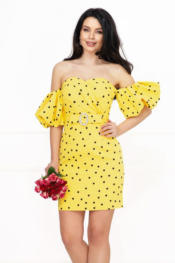Rochie de zi galbena cu buline Layla cu maneci gogosar Rochie de zi galbena cu buline Layla cu maneci gogosar