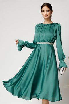 Rochie DY Fashion midi verde din voal satinat in clos cu perle in talie