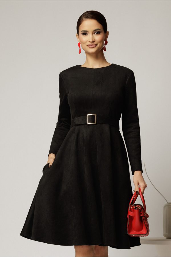 Rochie DY Fashion neagra clos din piele intoarsa si curea in talie Rochie DY Fashion neagra clos din piele intoarsa si curea in talie