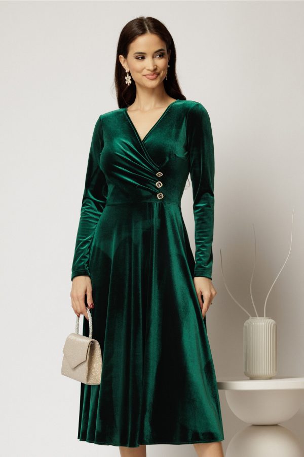 Rochie midi din catifea verde cu bustul petrecut si nasturi eleganti Rochie midi din catifea verde cu bustul petrecut si nasturi eleganti