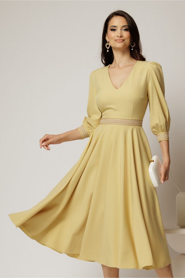 Rochie DY Fashion midi galbena cu banda decorativa pe talie si mansete Rochie DY Fashion midi galbena cu banda decorativa pe talie si mansete